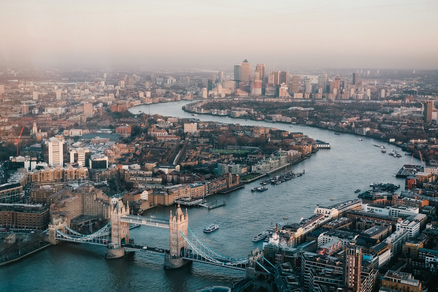 El puente de la Torre sobre el Támesis en Londres.